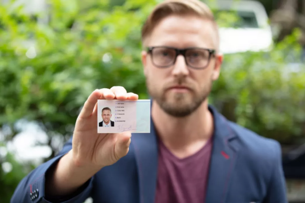 Commissaire de justice : comment obtenir sa carte professionnelle ? Commissaire de justice : comment obtenir sa carte professionnelle ?