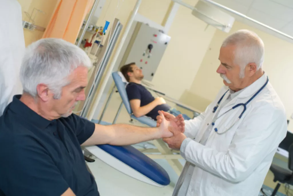 Médecins libéraux en cumul emploi-retraite : une précision attendue ! Médecins libéraux en cumul emploi-retraite : une précision attendue !