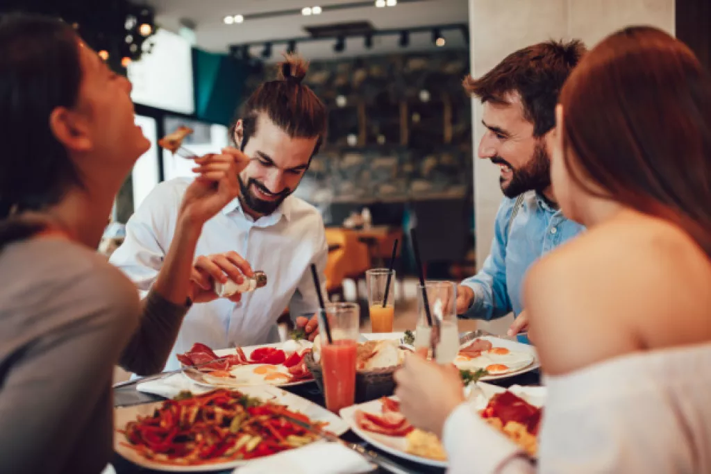Titres-restaurant : relèvement de la limite d’exonération de cotisations pour 2023 Titres-restaurant : relèvement de la limite d’exonération de cotisations pour 2023