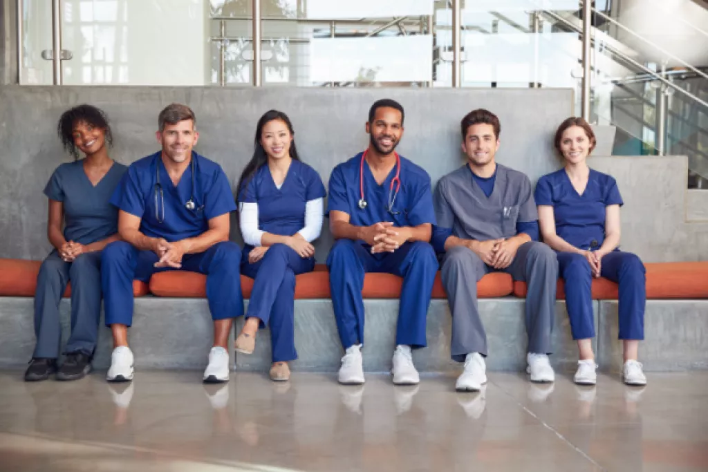 Professionnels de santé : un plan pour leur sécurité Professionnels de santé : un plan pour leur sécurité