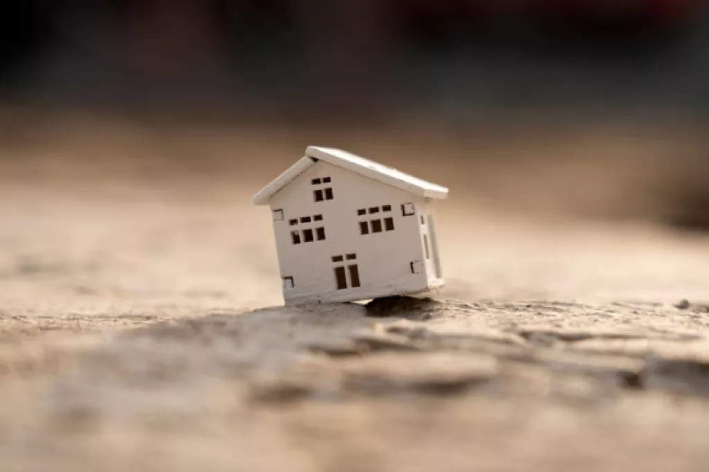 Frais de relogement d’urgence et catastrophe naturelle : changement de calendrier Frais de relogement d’urgence et catastrophe naturelle : changement de calendrier