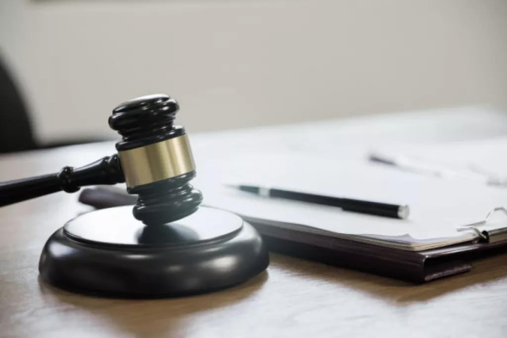 Commissaires de justice : la déontologie en détail Commissaires de justice : la déontologie en détail