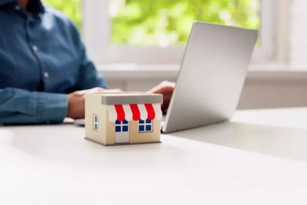 Clause de non-affiliation dans une franchise de service : cas vécu Clause de non-affiliation dans une franchise de service : cas vécu