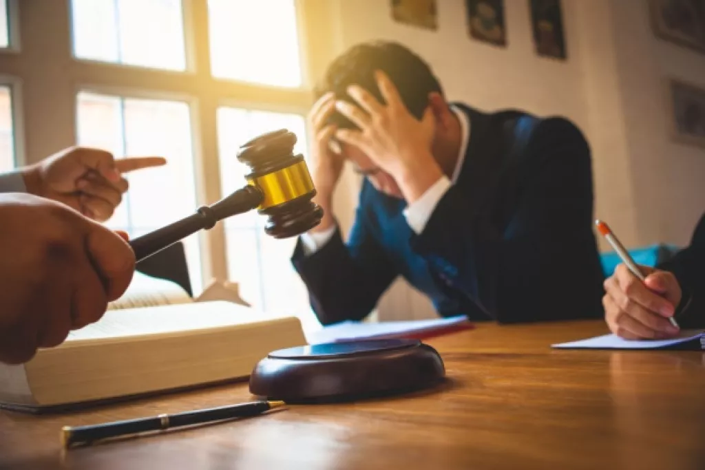 Liquidation judiciaire et clôture d’un compte en banque : un peu de patience ! Liquidation judiciaire et clôture d’un compte en banque : un peu de patience !