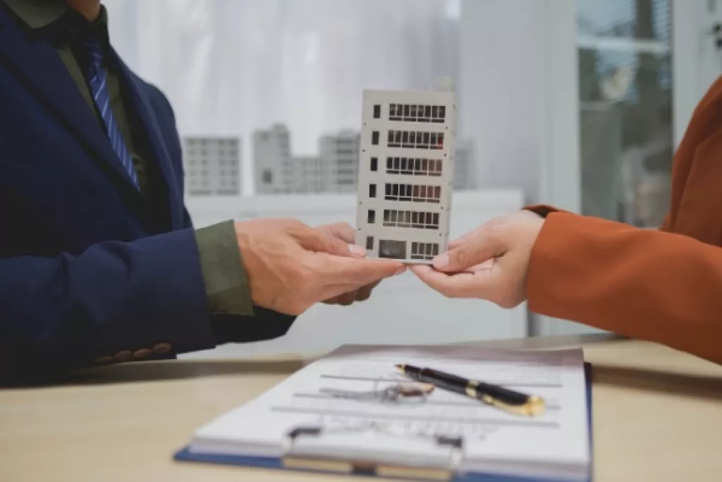 Acquisition temporaire de biens en copropriété à rénover : quelle revente possible ? Acquisition temporaire de biens en copropriété à rénover : quelle revente possible ?