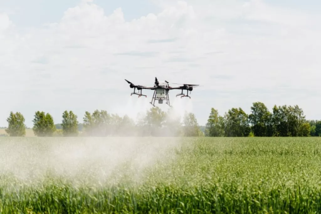 Secteur agricole : l’utilisation de drones autorisée pour l’épandage ? Secteur agricole : l’utilisation de drones autorisée pour l’épandage ?