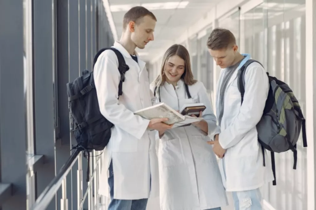 Étudiants en médecine : faciliter l’accès au cursus Étudiants en médecine : faciliter l’accès au cursus