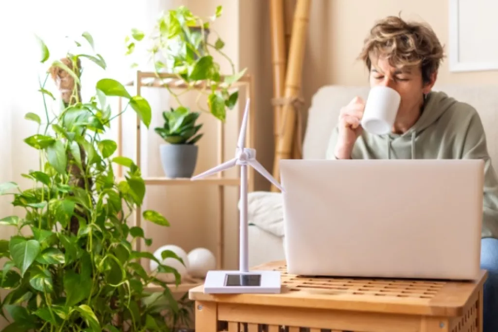 Télétravail transfrontalier : des précisions de l’Urssaf 