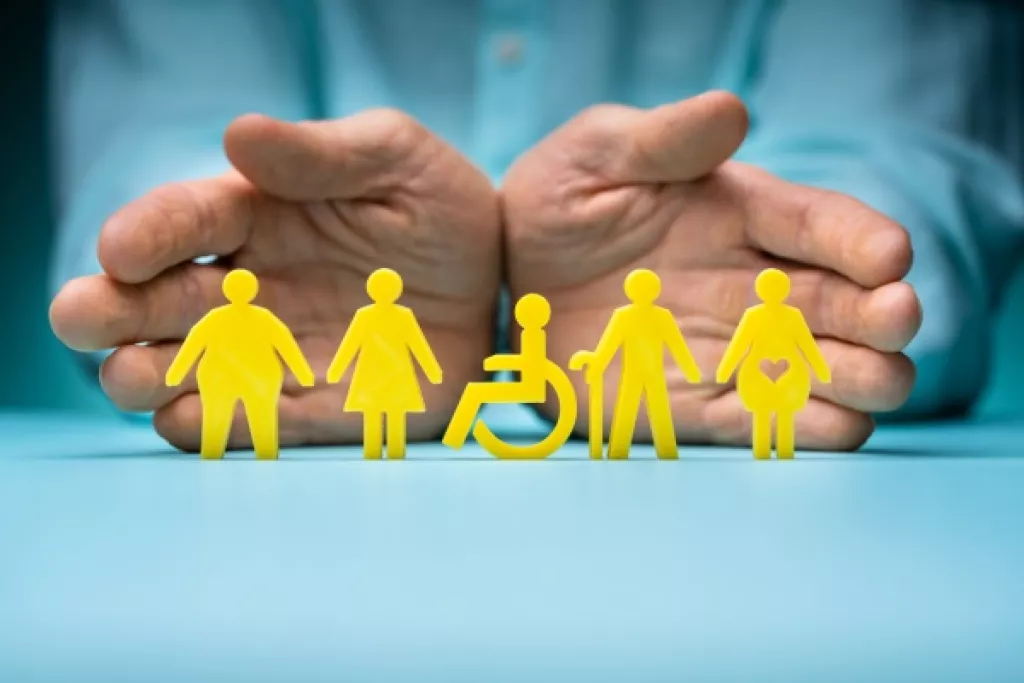 Contrat d’accompagnement par le travail : vers une convergence des droits ? Contrat d’accompagnement par le travail : vers une convergence des droits ?